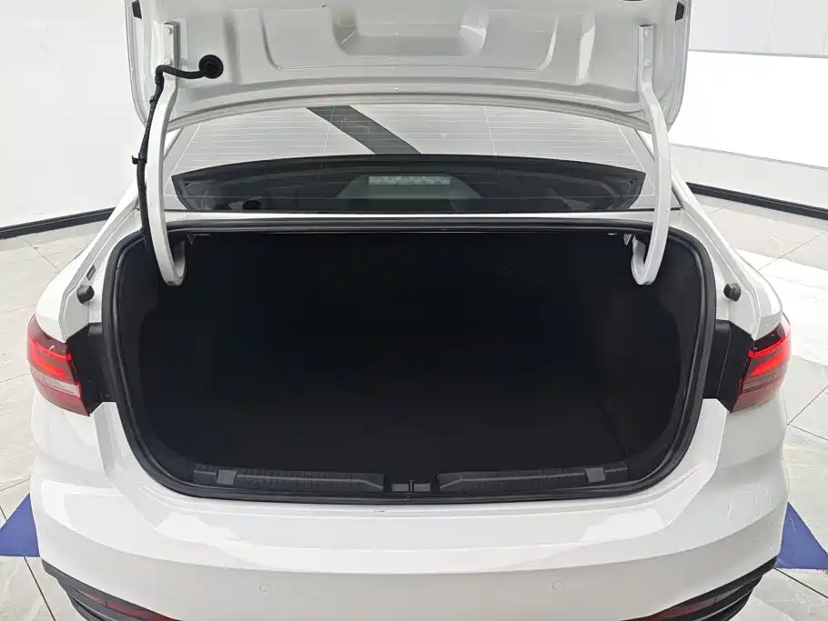 Volkswagen Lavida 2023