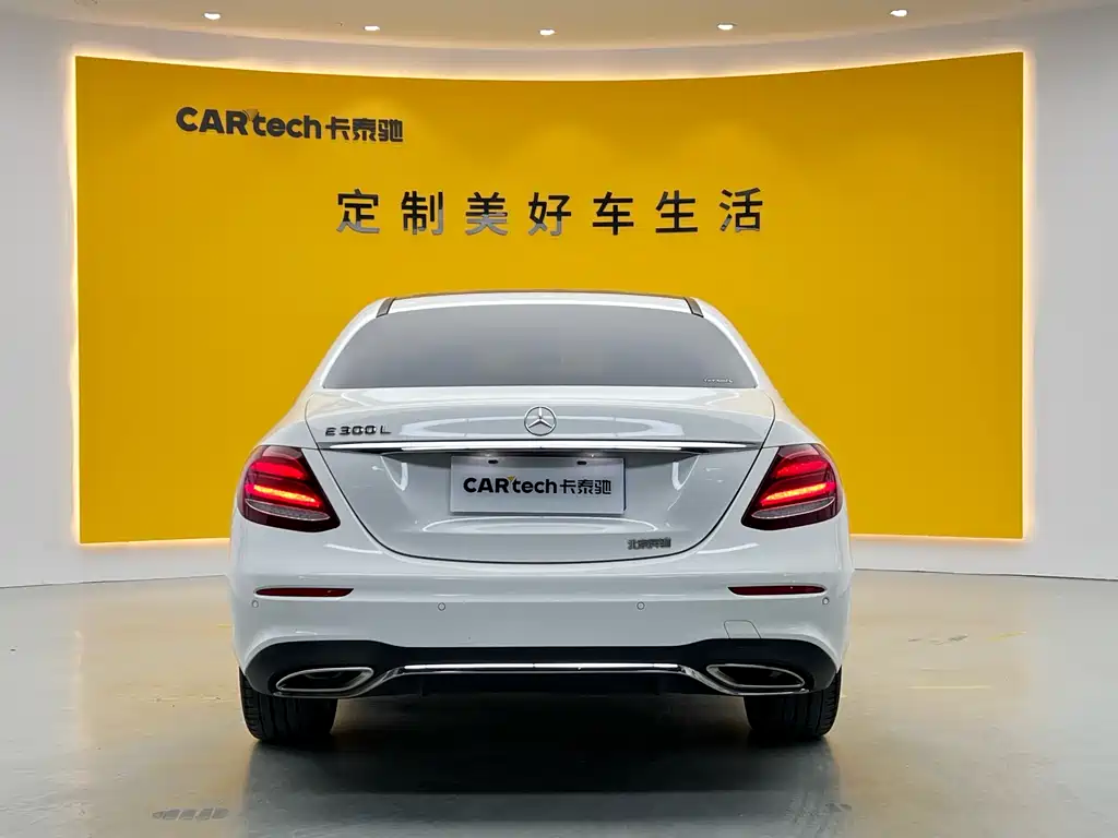 Mercedes-Benz E-Class 2019 — фото 30