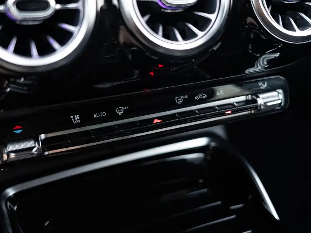Mercedes-Benz A-Class AMG 2021 — фото 24