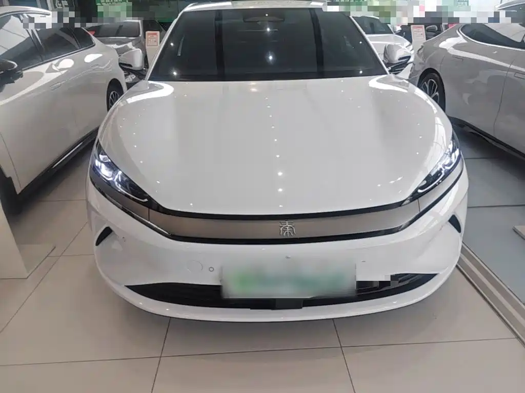 BYD Qin L 2026 — фото 3