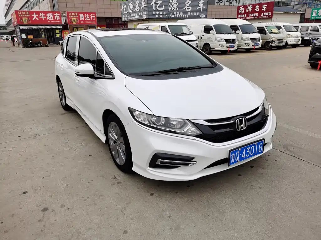 Honda Jade 2017 — фото 3