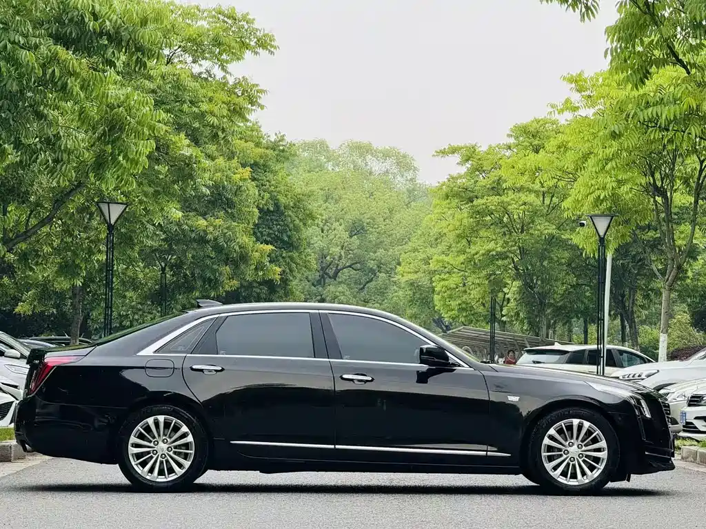 Cadillac CT6 2018 — фото 4
