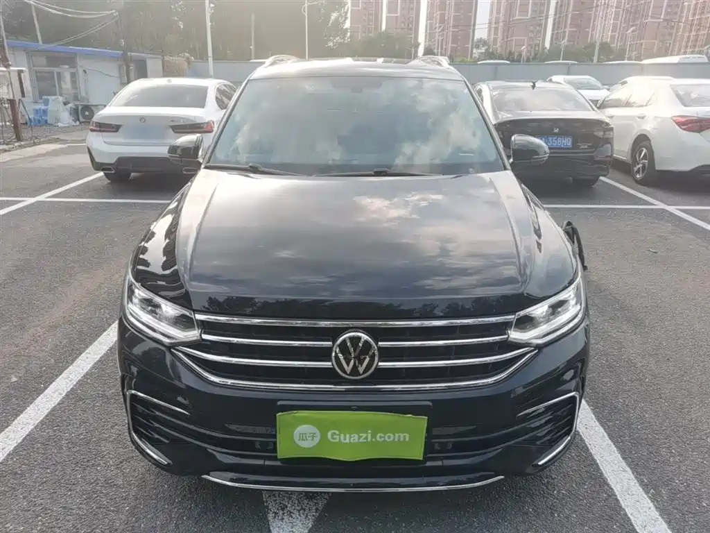 Volkswagen Tiguan L 2022 — фото 3