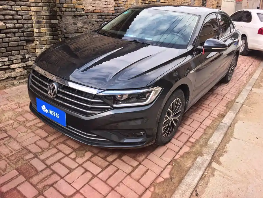 Volkswagen Sagitar 2020