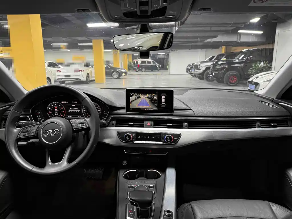 Audi A4L 2019