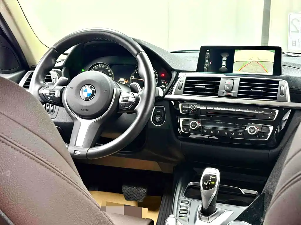 BMW 3 Series 2017 — фото 4