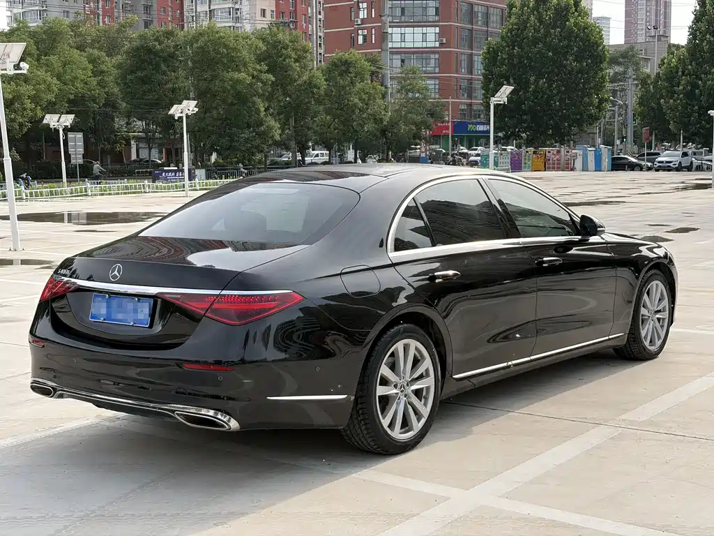Mercedes-Benz S-Class 2022