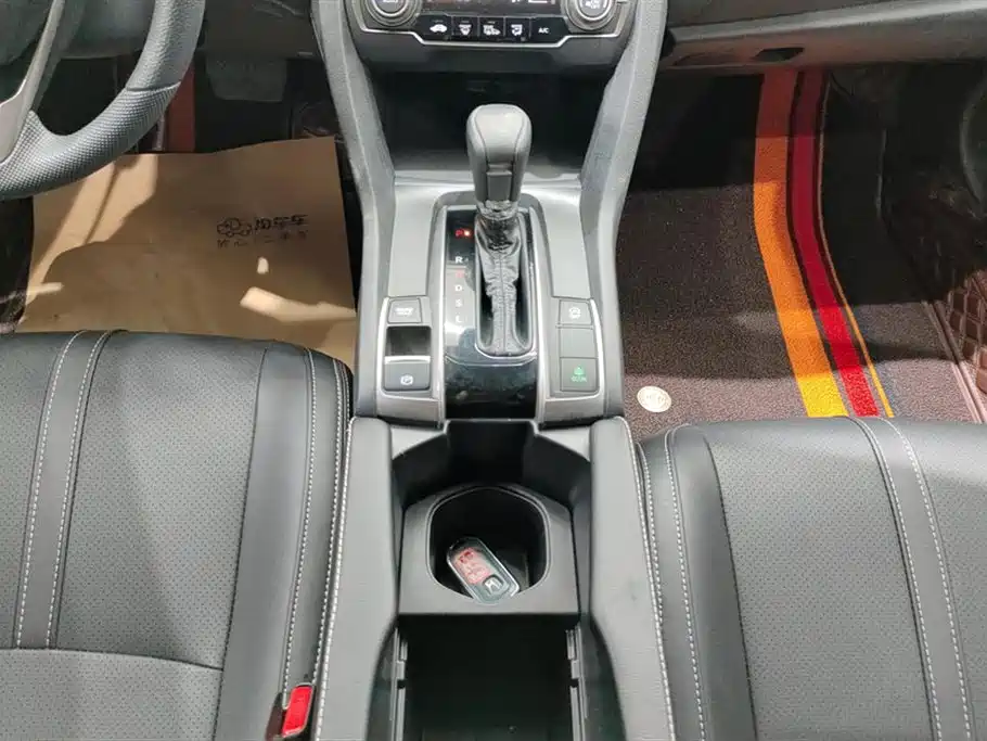 Honda Civic 2021 — фото 16