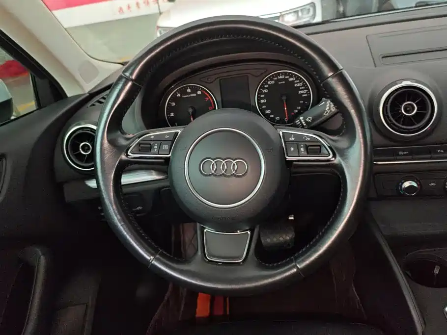 Audi A3 2016 — фото 15