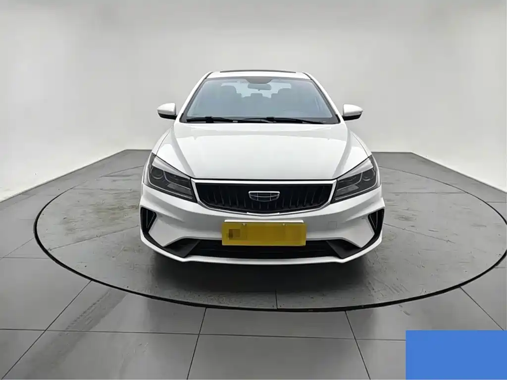 Geely Emgrand 2021