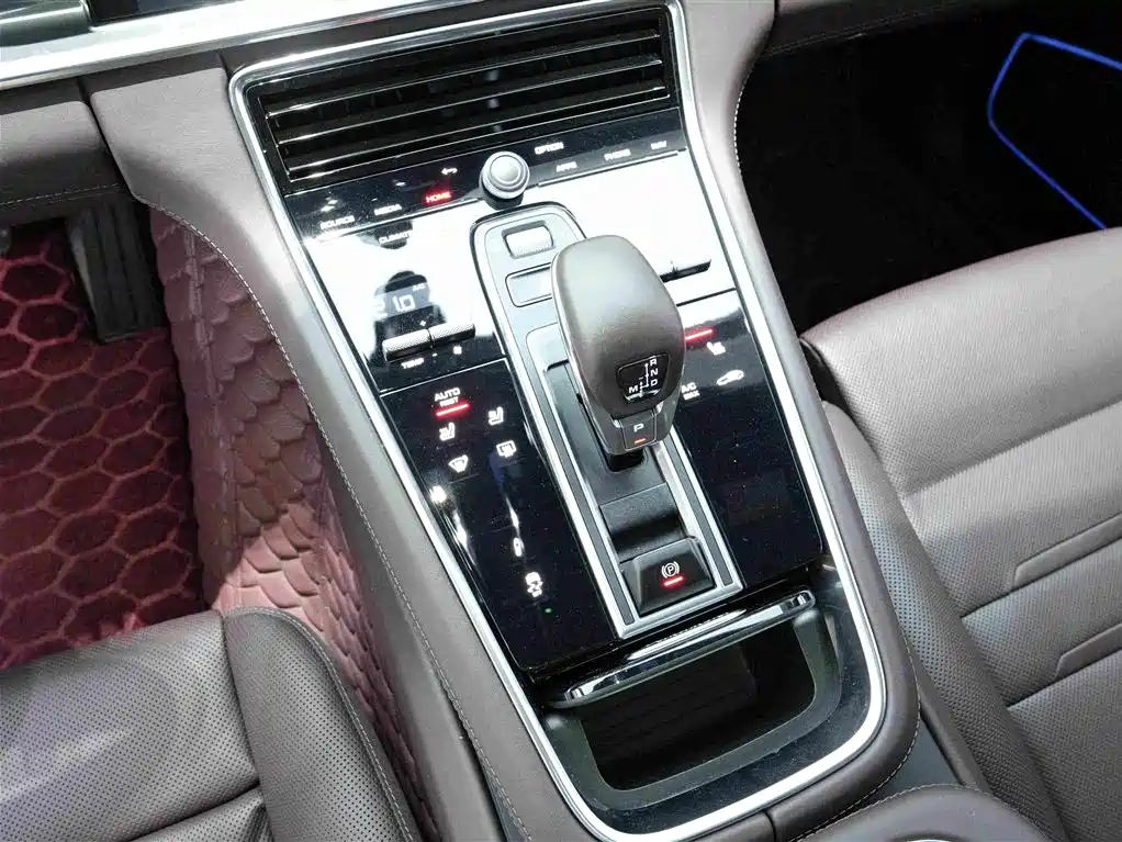 Porsche Panamera 2023 — фото 11