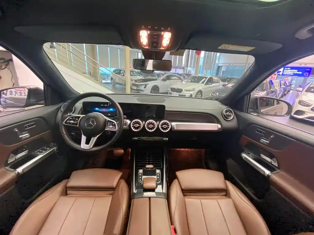 Mercedes-Benz GLB 2020 — фото 13