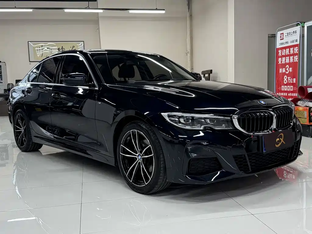 BMW 3 Series 2022 — фото 1