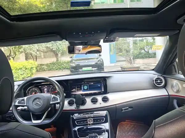 Mercedes-Benz E-Class 2017