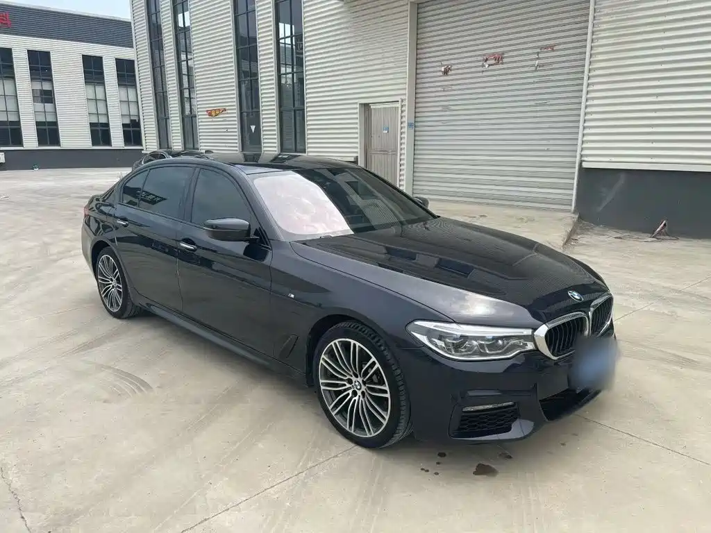 BMW 5 Series 2018 — фото 4