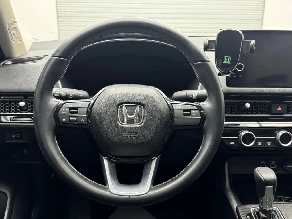 Honda Civic 2021 — фото 18