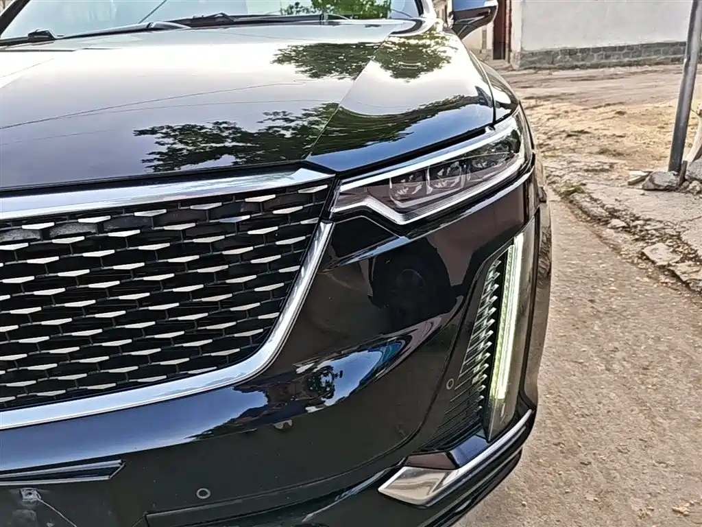 Cadillac XT6 2022 — фото 24