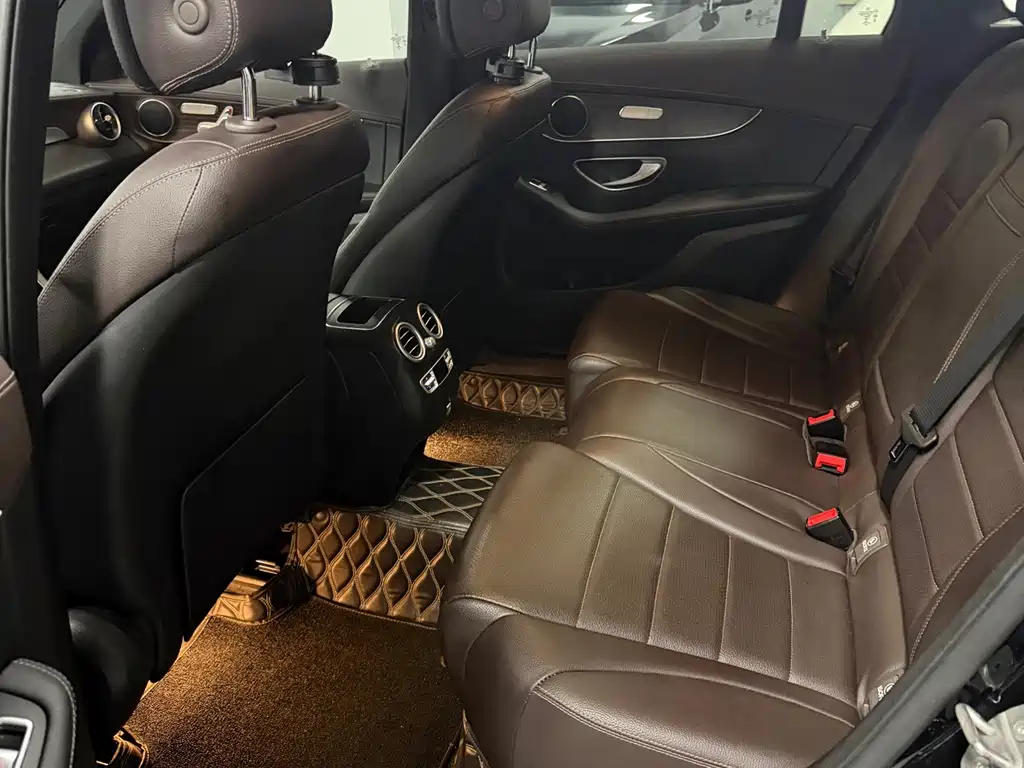 Mercedes-Benz GLC 2021