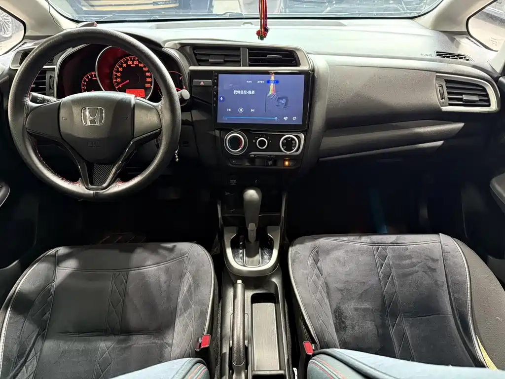 Honda Fit 2019 — фото 10