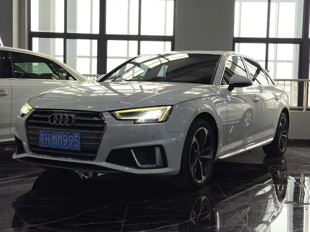 Audi A4L 2019
