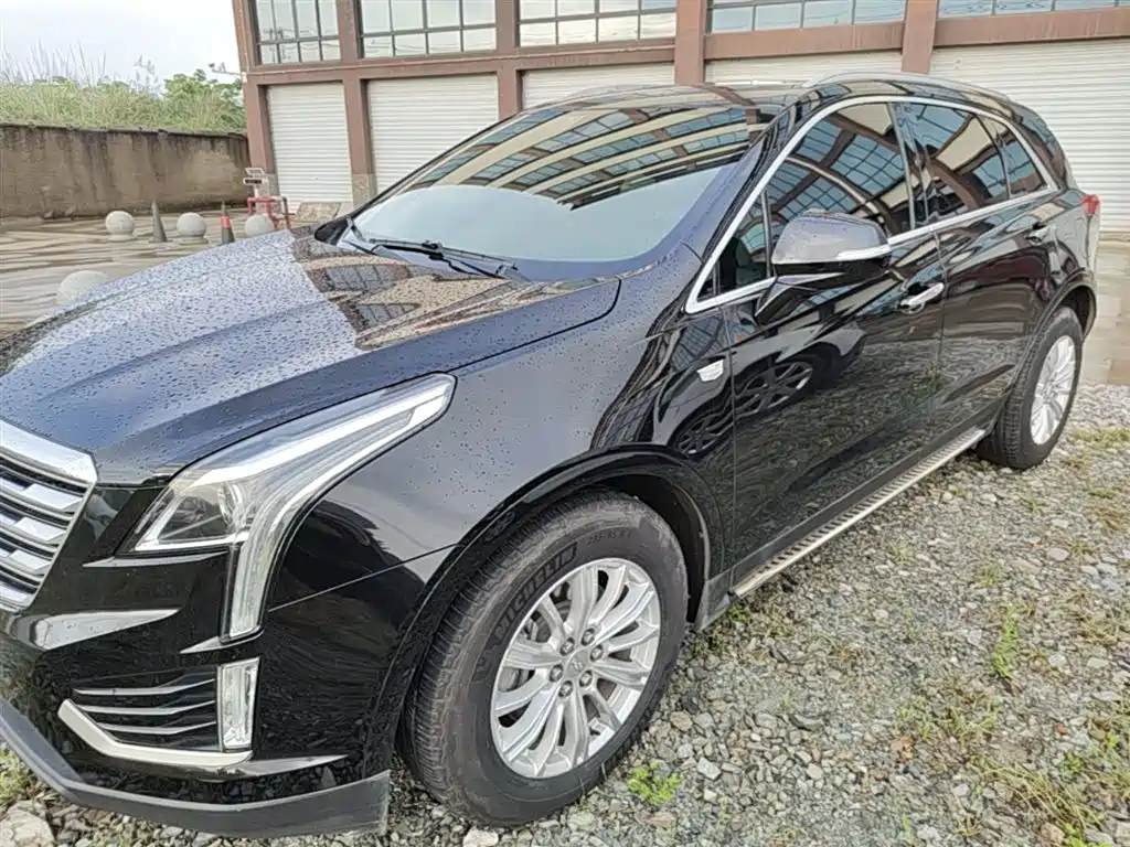 Cadillac XT5 2018 — фото 2