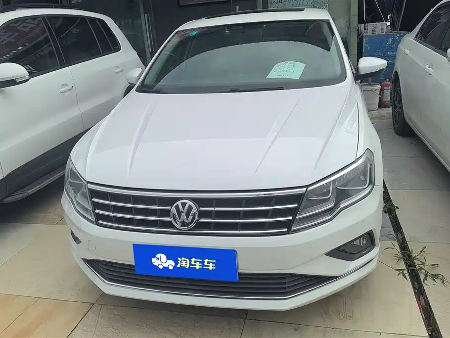 Volkswagen Jetta 2018 — фото 2