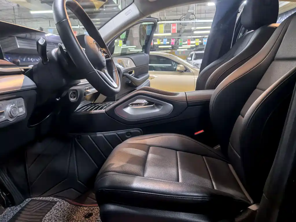 Mercedes-Benz GLE Coupe 2023 — фото 12