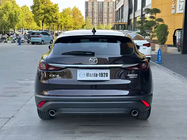 Mazda CX-4 2021