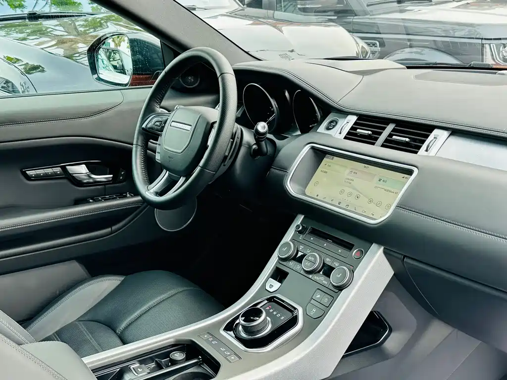 Land Rover Evoque 2019 — фото 22
