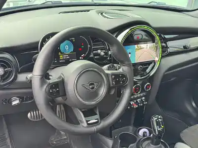 MINI MINI 2021