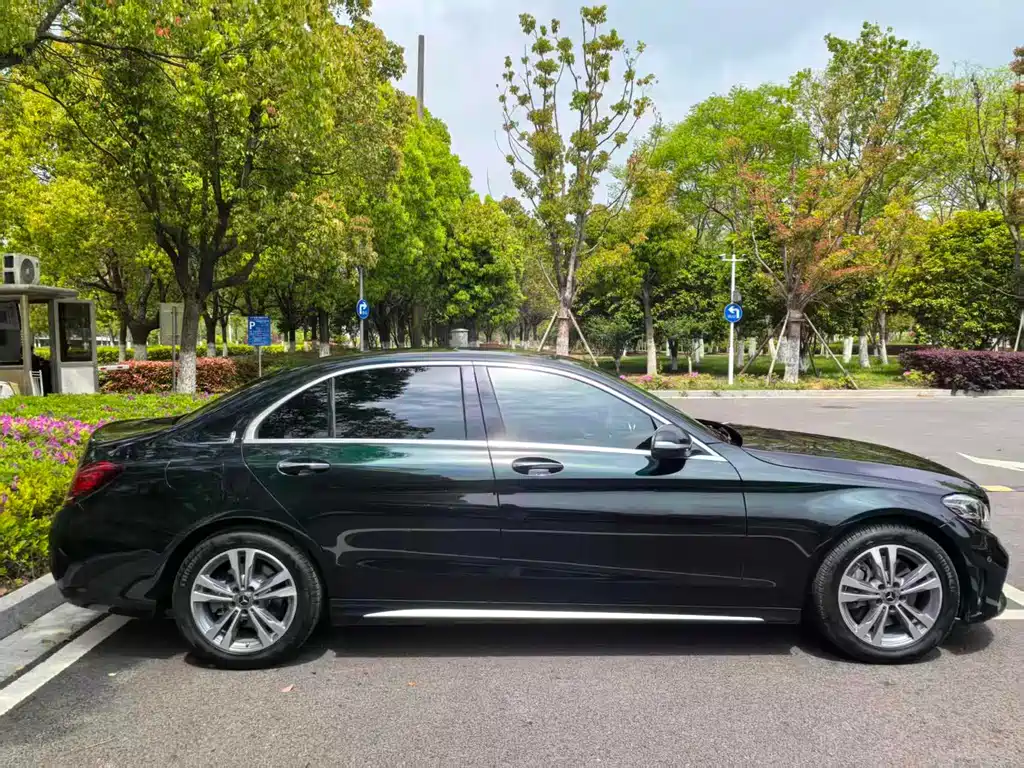 Mercedes-Benz C-Class 2020 — фото 5
