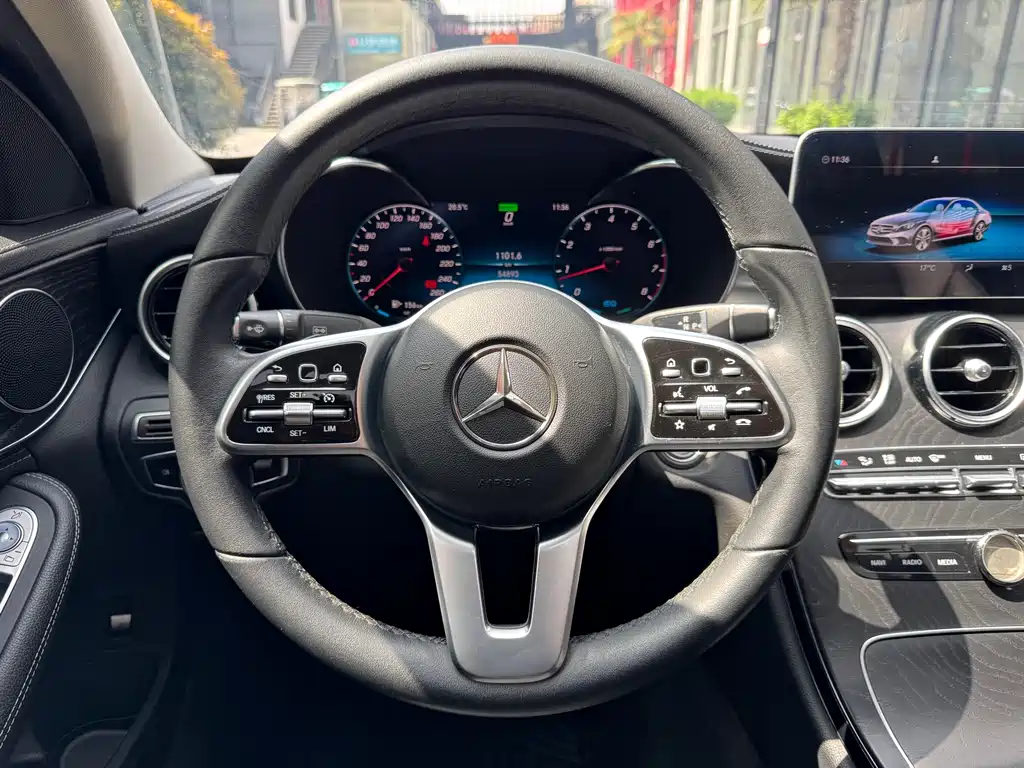 Mercedes-Benz C-Class 2019 — фото 13