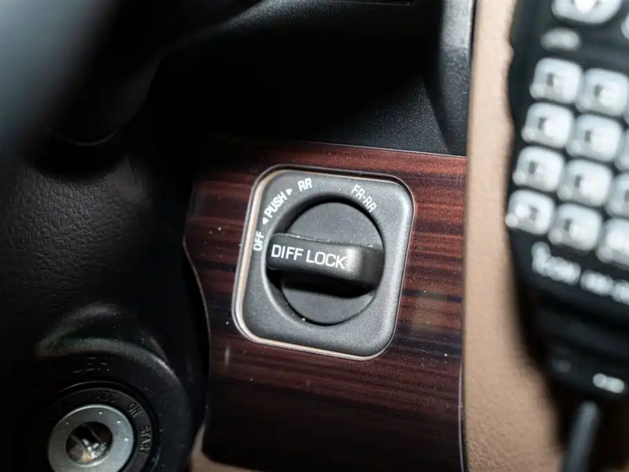 Toyota Land Cruiser 2025 — фото 13