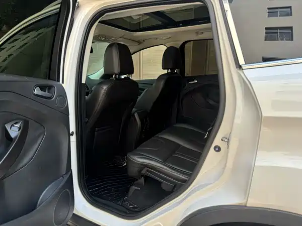 Ford Kuga 2013