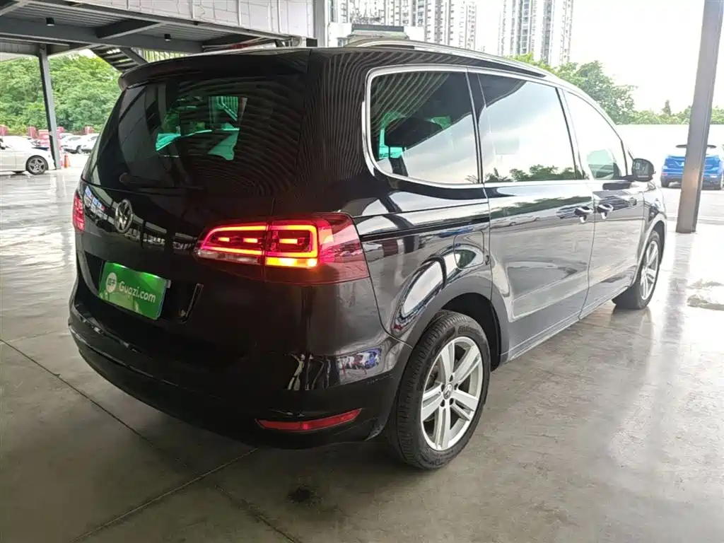 Volkswagen Sharan 2017 — фото 7