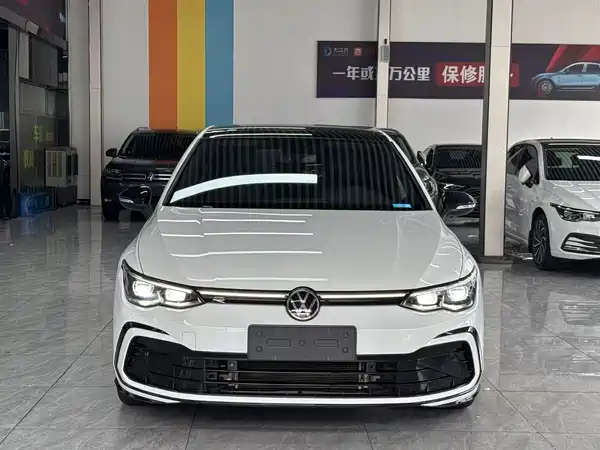 Volkswagen Golf 2023