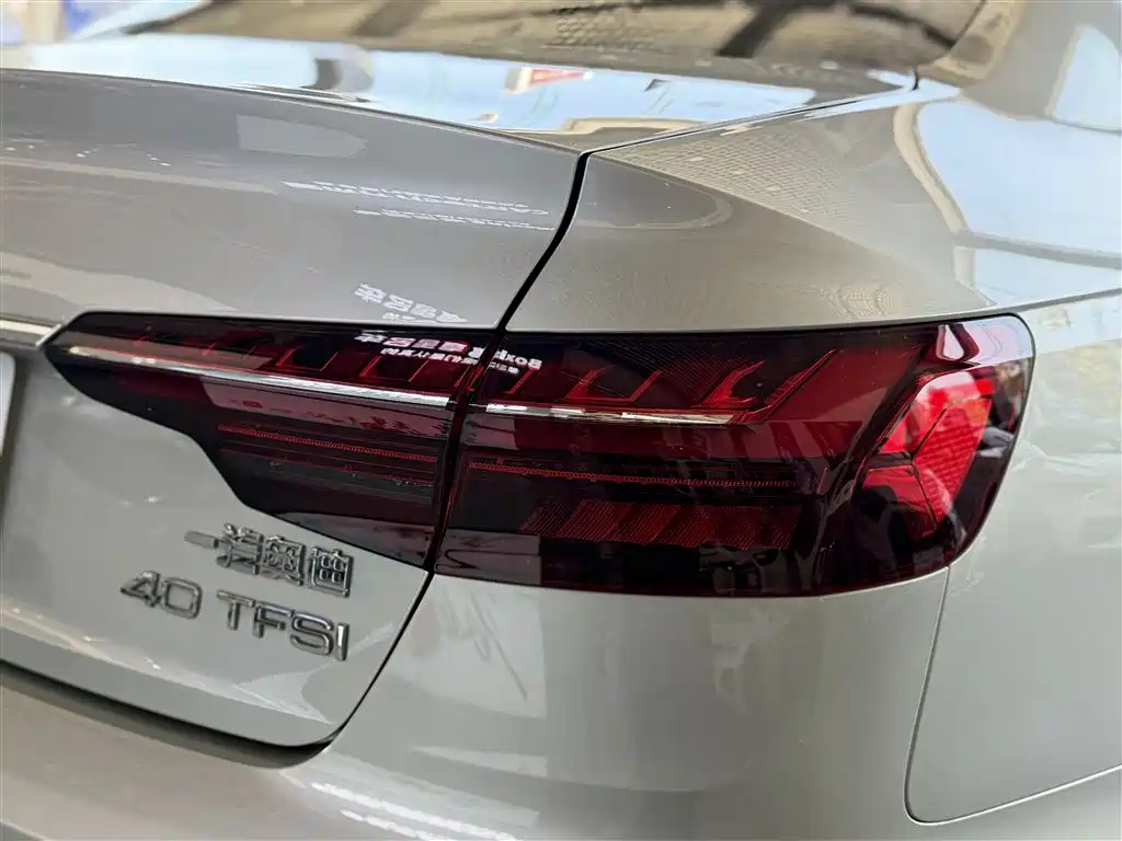 Audi A4L 2021 — фото 15