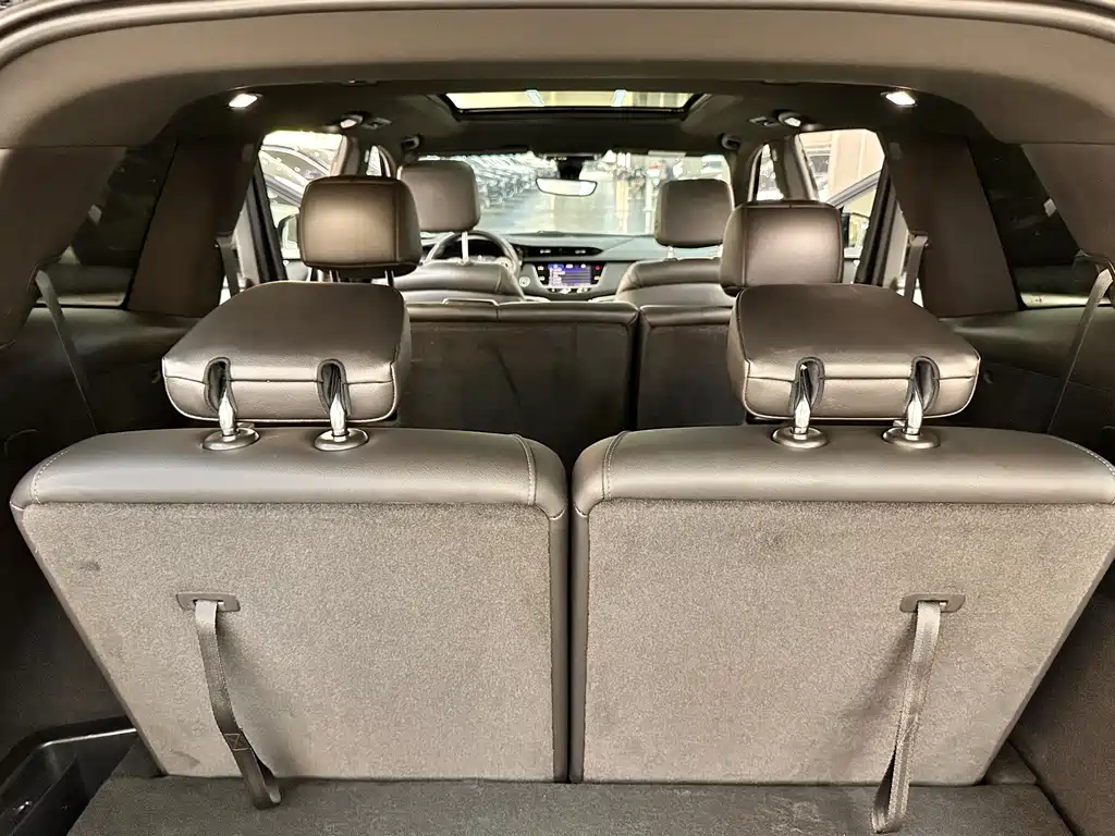 Cadillac XT6 2020 — фото 12