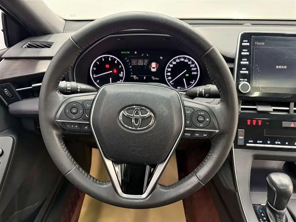 Toyota Avalon 2020 — фото 14