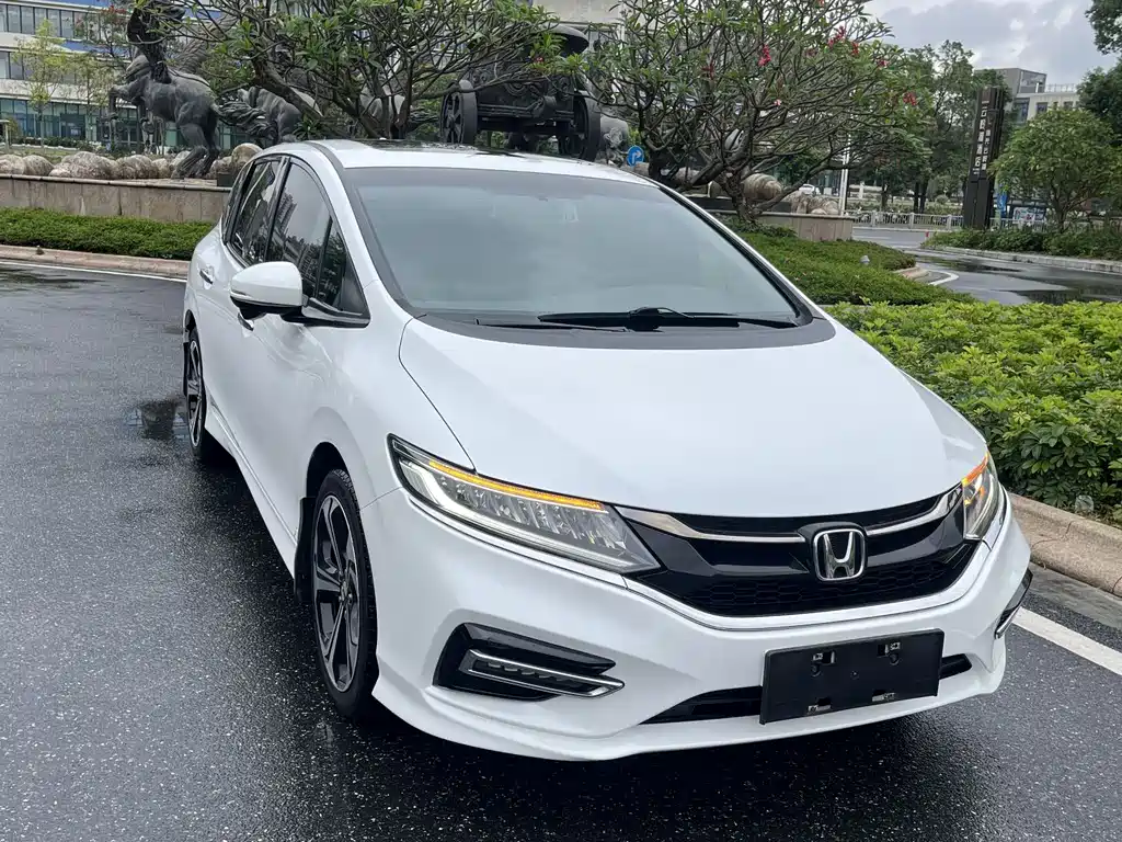 Honda Jade 2018 — фото 3
