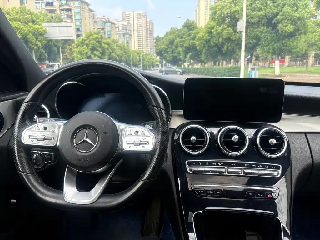 Mercedes-Benz C-Class 2020 — фото 18