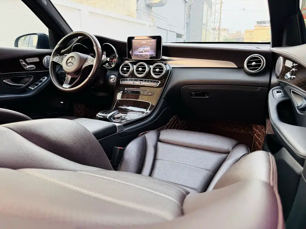 Mercedes-Benz GLC 2018