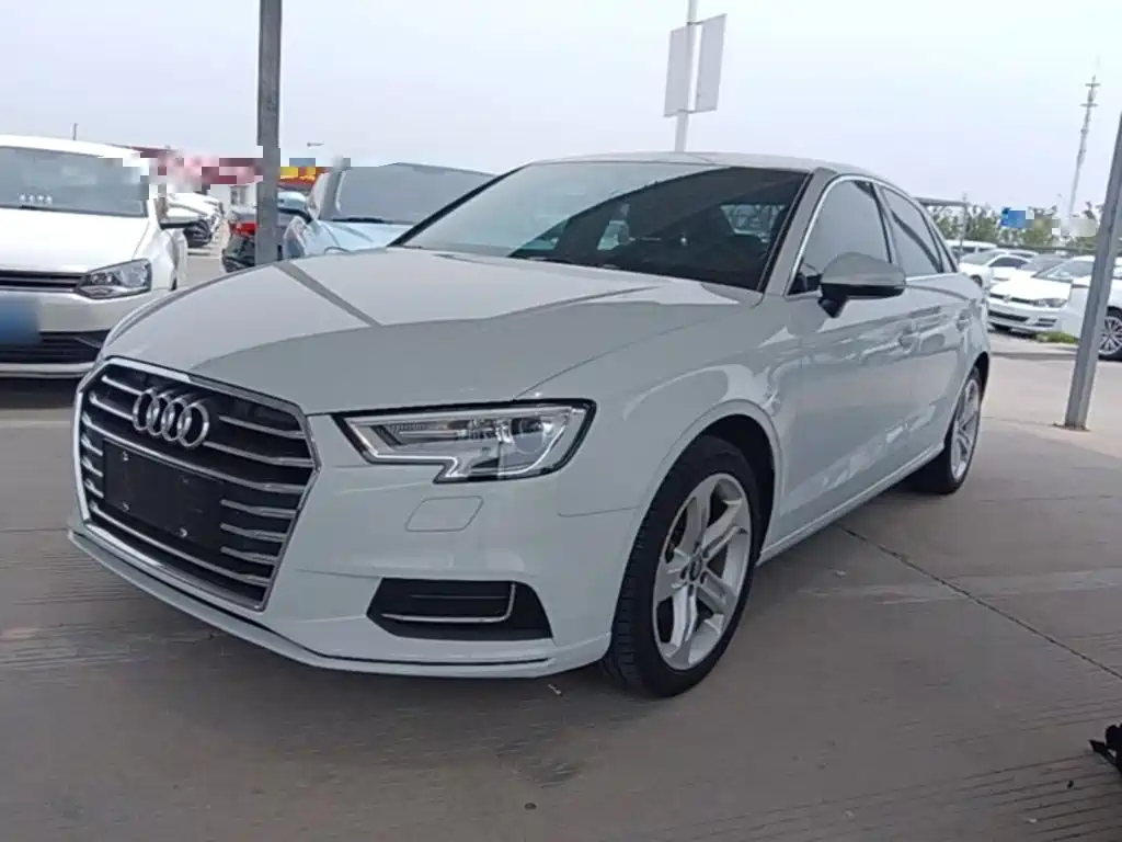 Audi A3 2020 — фото 2