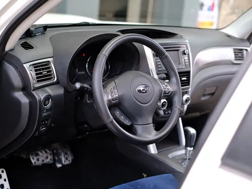 Subaru Forester 2012 — фото 25