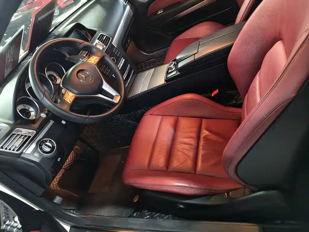 Mercedes-Benz E-Class 2015 — фото 14