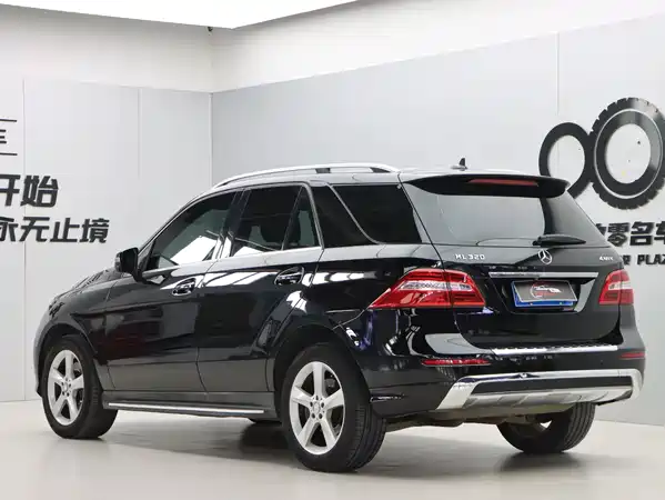 Mercedes-Benz M-Class 2014