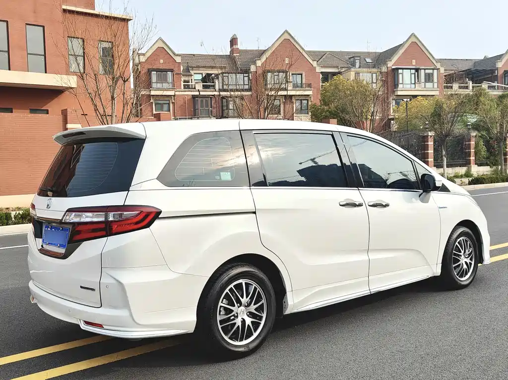 Honda Odyssey 2021 — фото 13