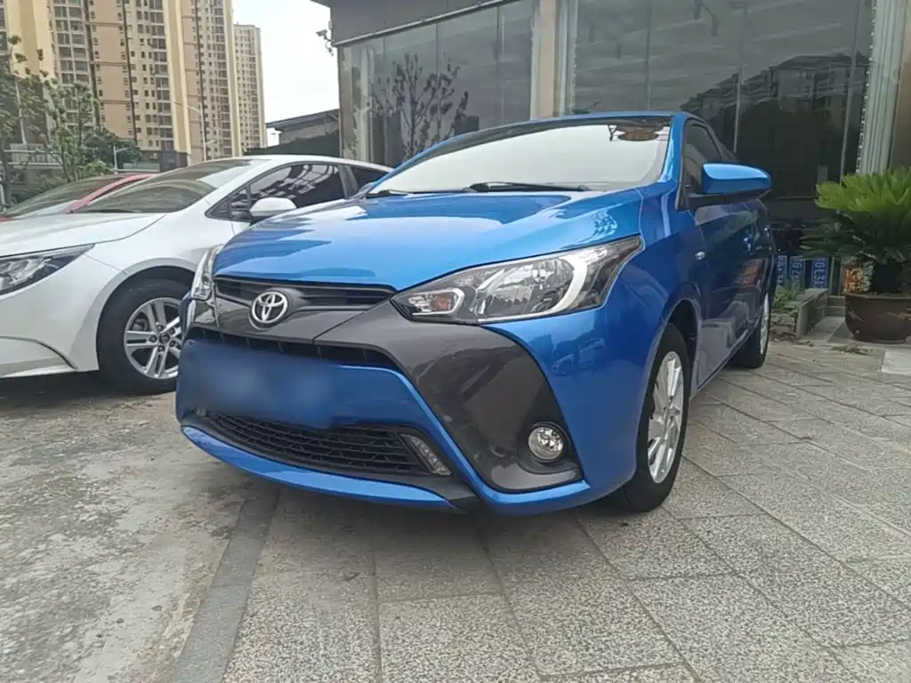 Toyota Yaris L 2016 — фото 1