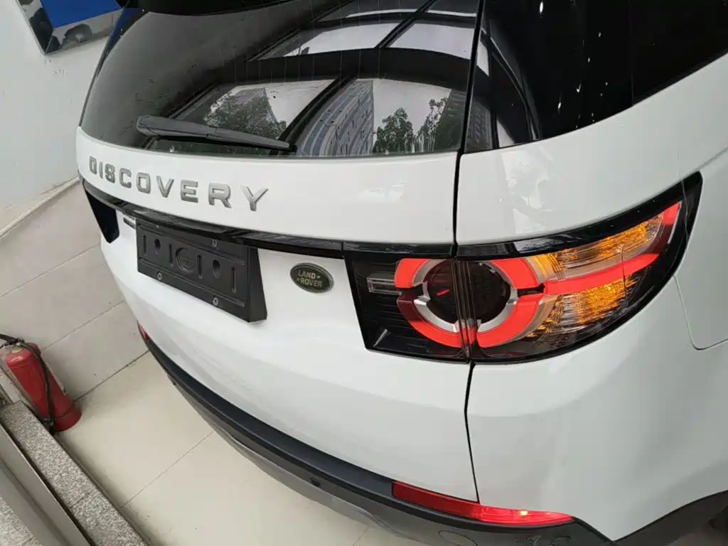 Land Rover Discovery Sport 2017 — фото 6