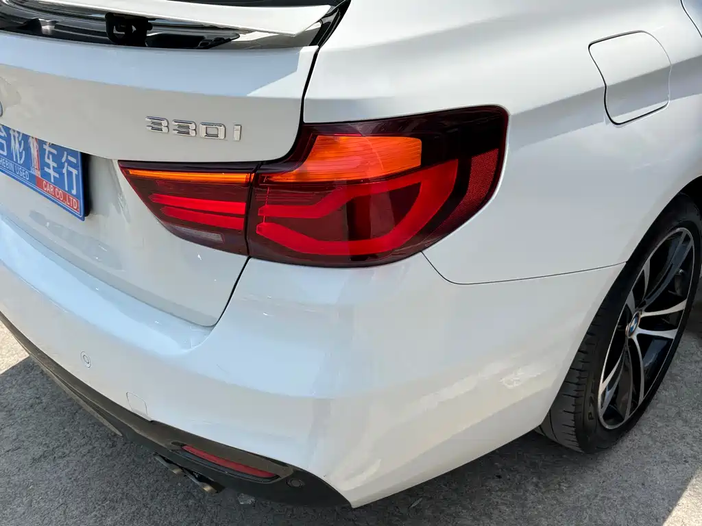 BMW 3 Series GT 2019 — фото 22